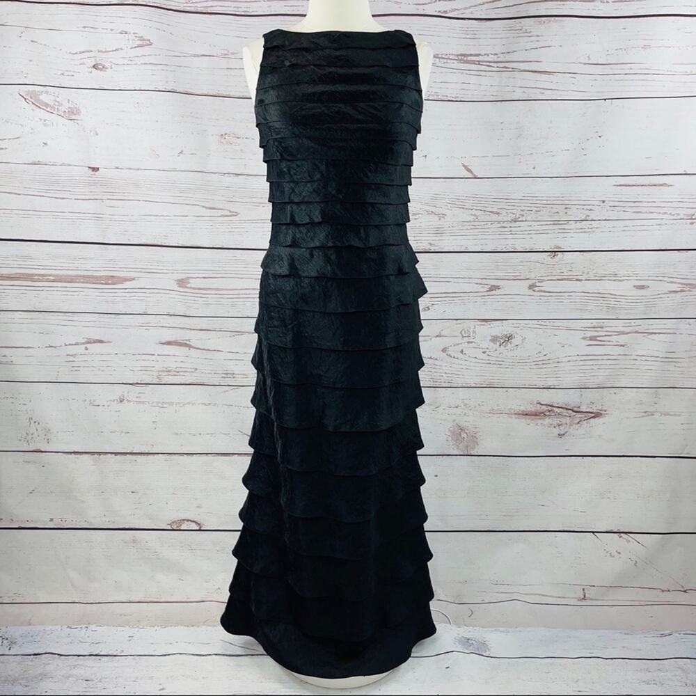 Adrianna Papell Occasions tier layerd metallic long dress